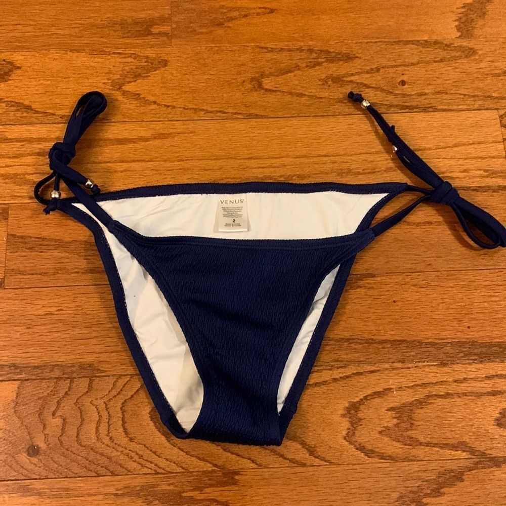 Venus size 2 bikini bottom navy blue